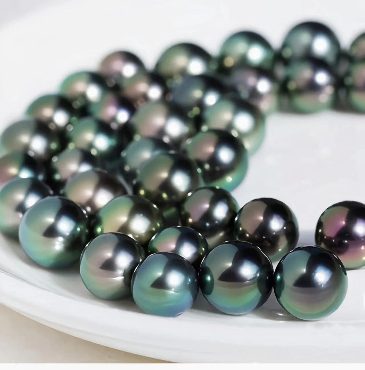 Tahitian Pearls in bulk