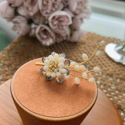 Flower Love. Handmade Pearl Brooch - Feliz Pearl 