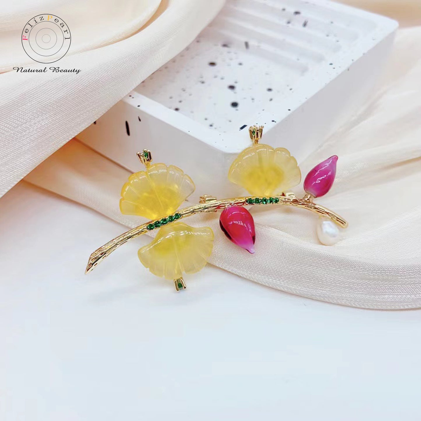 Ginkgo & Rose Pearl Brooch - Feliz Pearl 