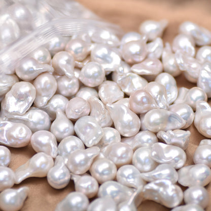 White baroque loose pearls