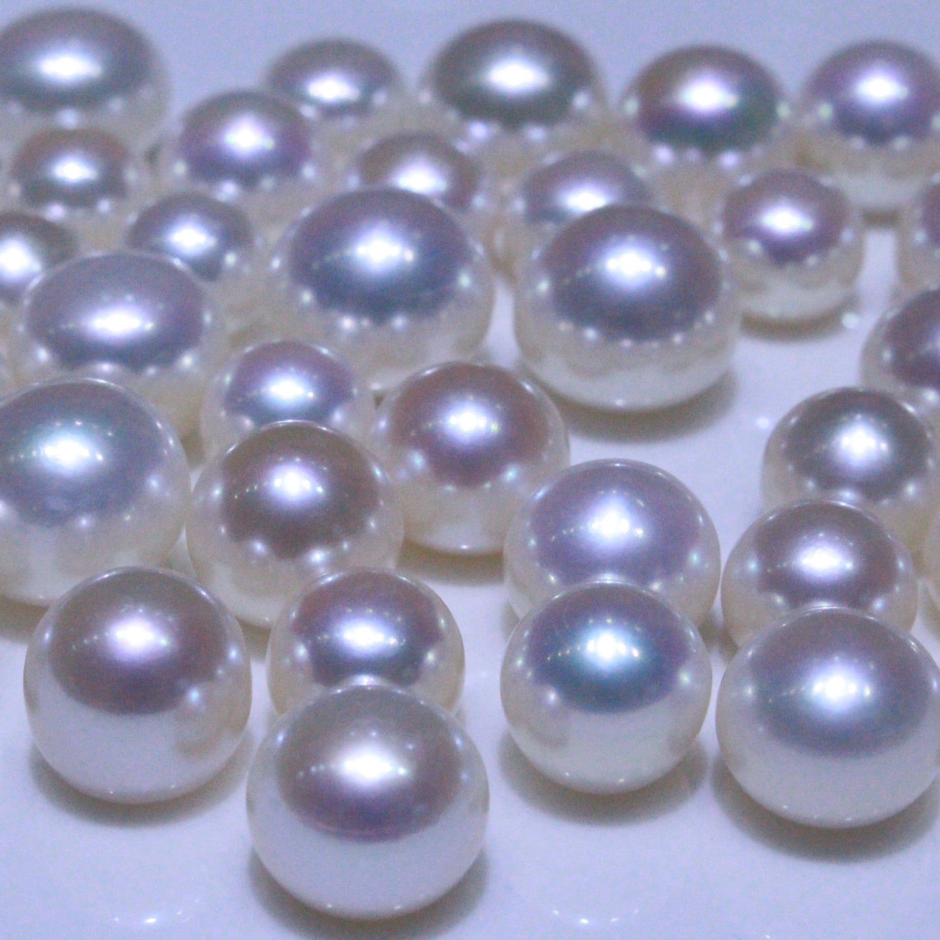 White color freshwater button shape loose pearls