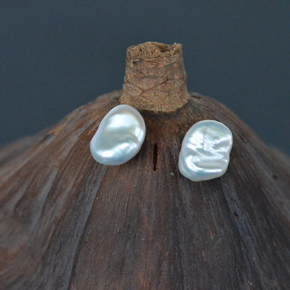 Freshwater Baroque Pearl Stud Earring