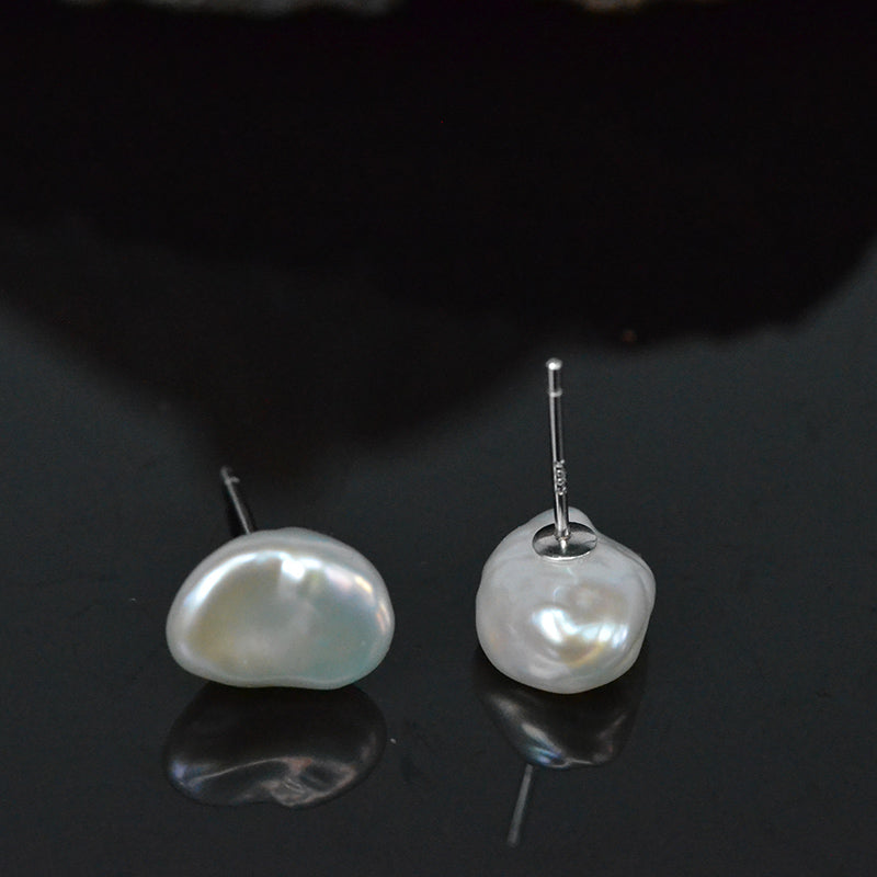 Freshwater Baroque Pearl Stud Earring