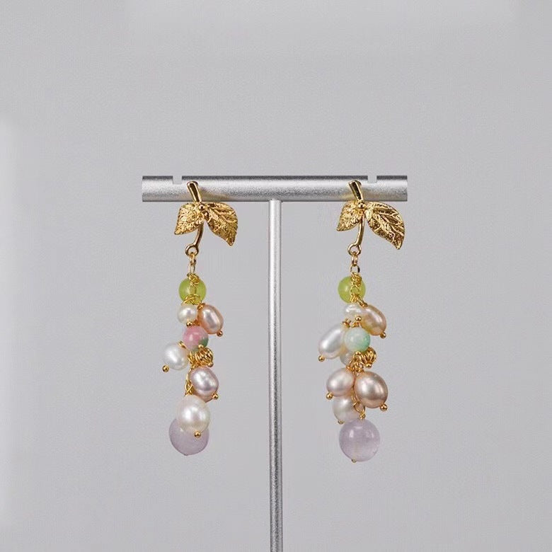 Grape design freshwater pearl dangle earring