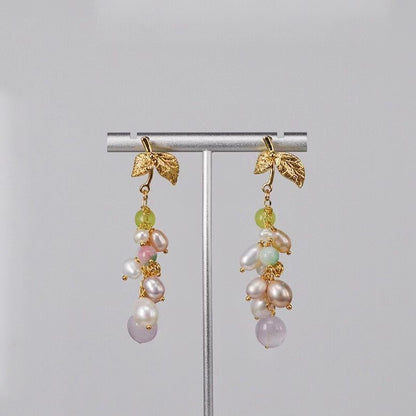 Grape design freshwater pearl dangle earring