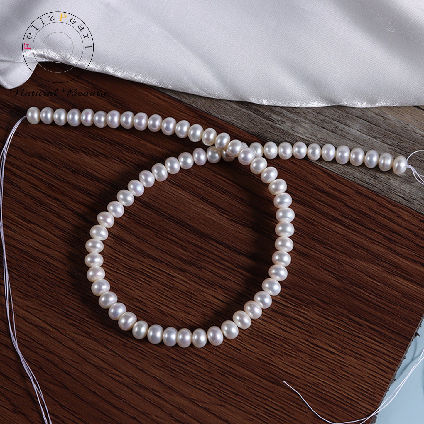 White freshwater pearl strand